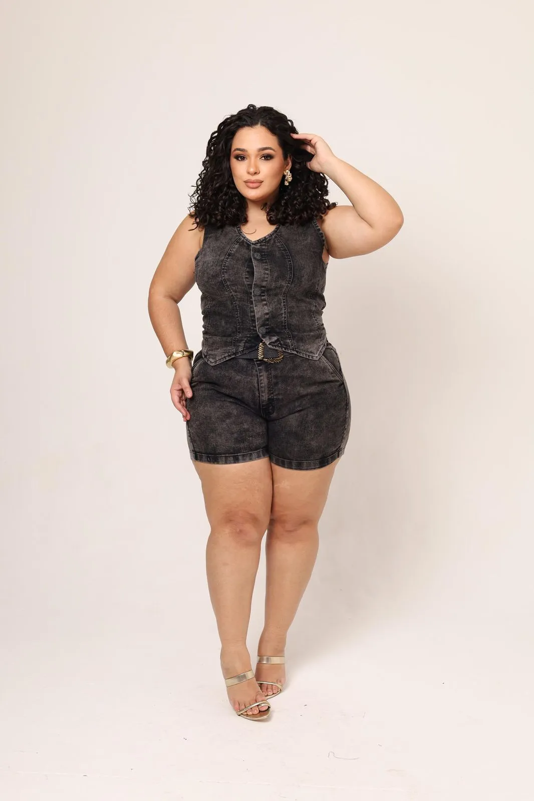 VERA JEANS